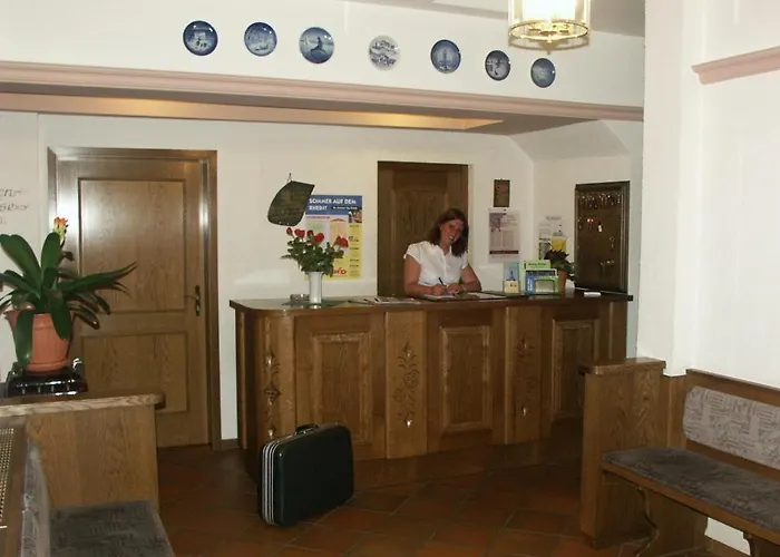 Rheinstein Отель Рюдесхайм-на-Рейне